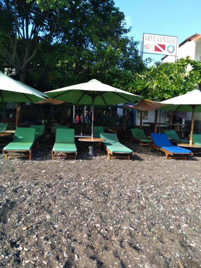 Beten Enjung Home Stay&Waroeng Amed Екстериор снимка