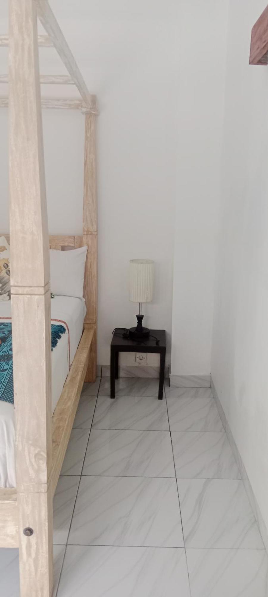 Beten Enjung Home Stay&Waroeng Amed Екстериор снимка
