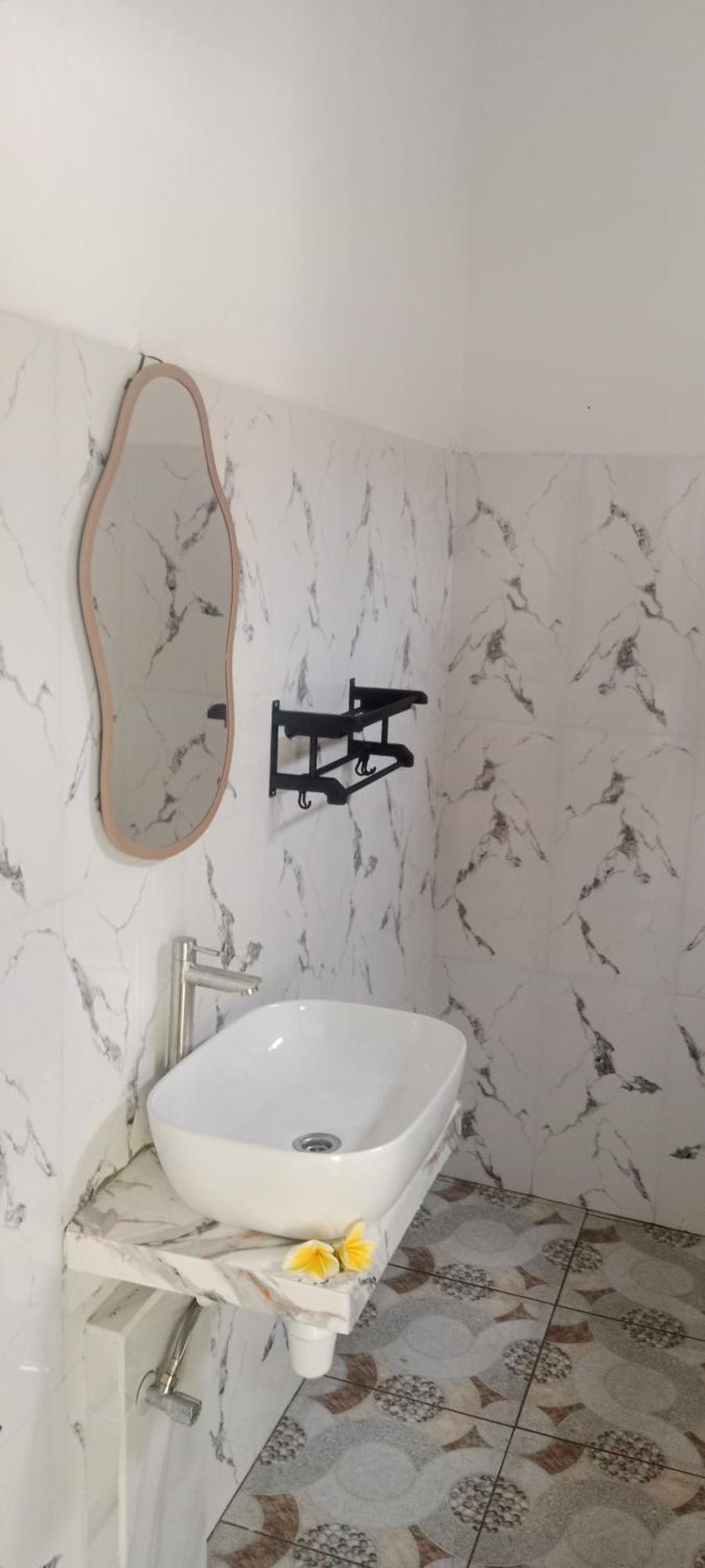 Beten Enjung Home Stay&Waroeng Amed Екстериор снимка