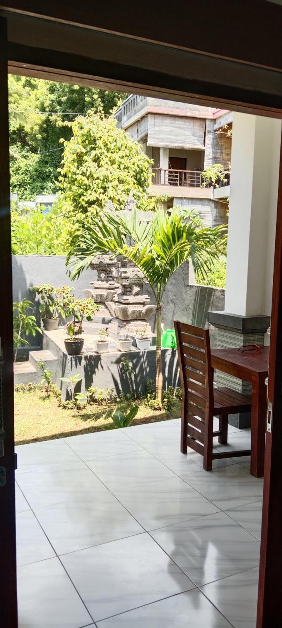 Beten Enjung Home Stay&Waroeng Amed Екстериор снимка